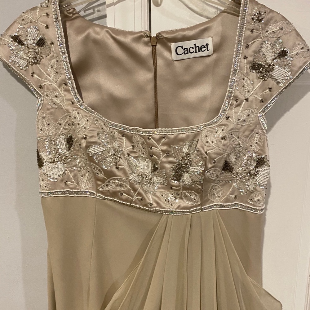 Dress - Picture 2 of 2